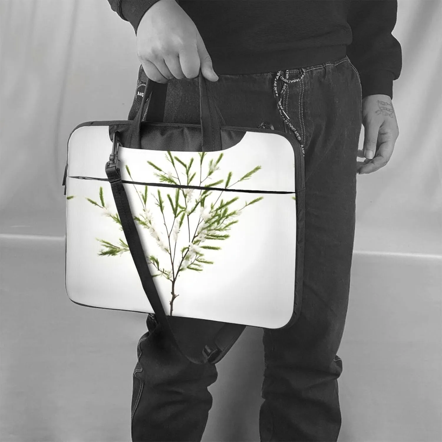 15.6-Inch Laptop Computer And Tablet Shoulder Bag Carrying Case,Business Casual,Winter Cable Ski Lift Print