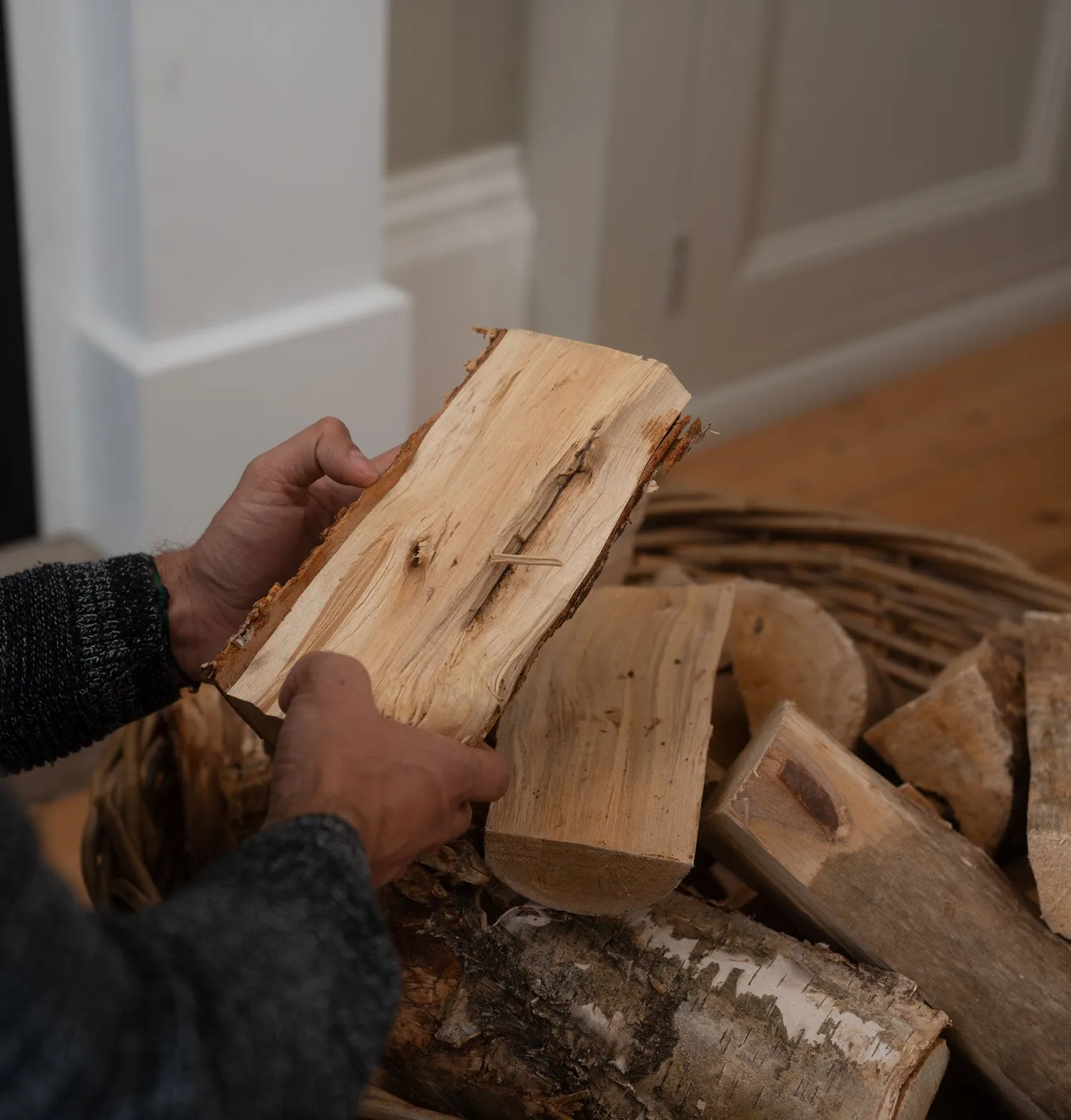 16 Handy Bags of Kiln-Dried Logs