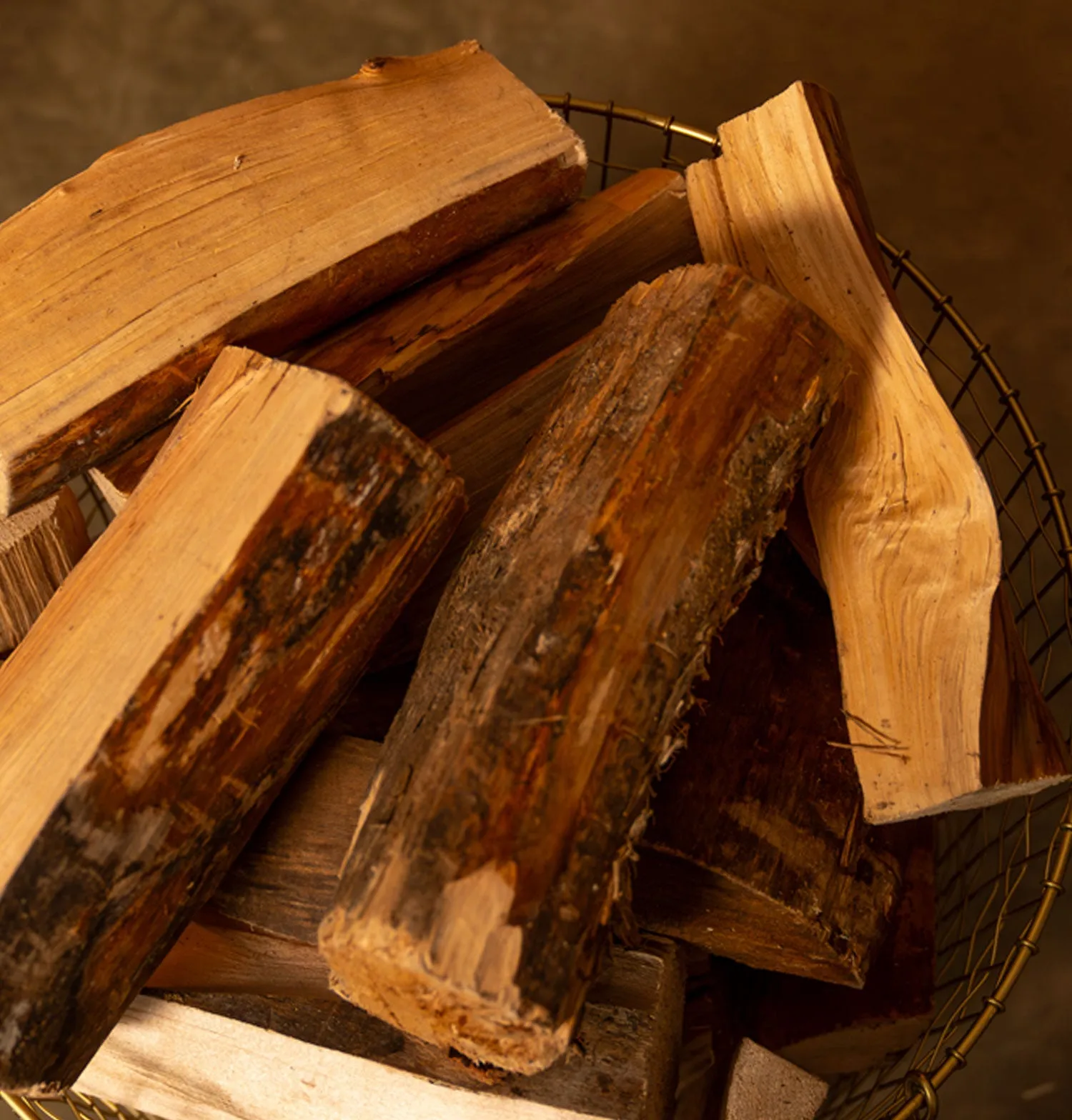 24 Handy Bags of Kiln-Dried Logs