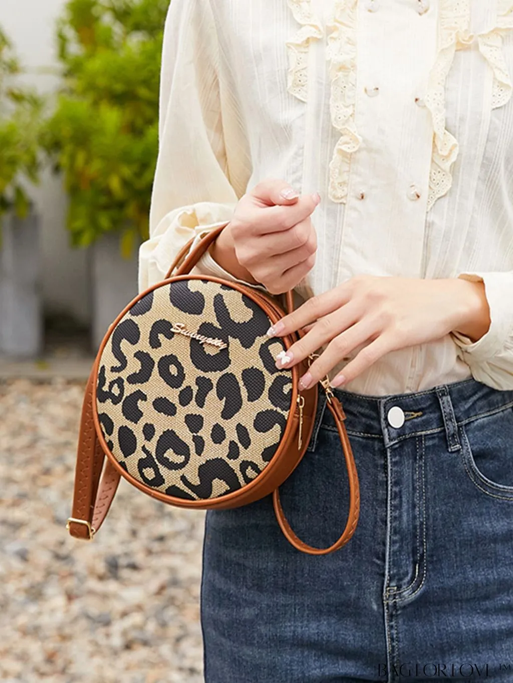 BagForLove - Compact Quilted Circle Bag with Mini Letter Graphics
