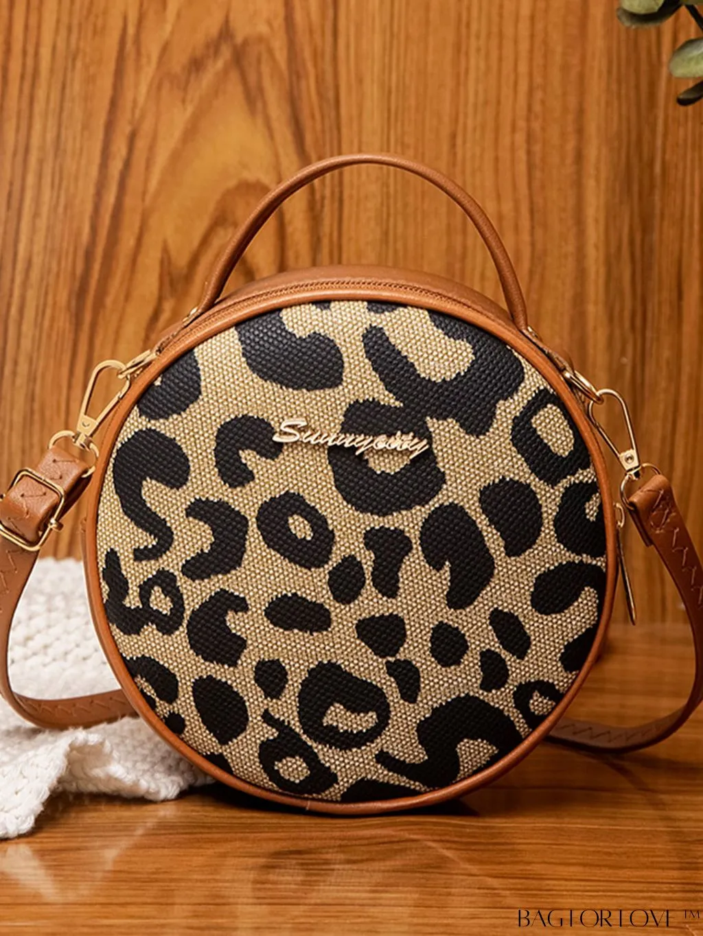 BagForLove - Compact Quilted Circle Bag with Mini Letter Graphics