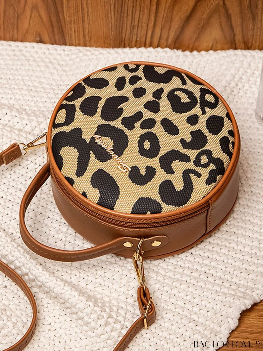 BagForLove - Compact Quilted Circle Bag with Mini Letter Graphics