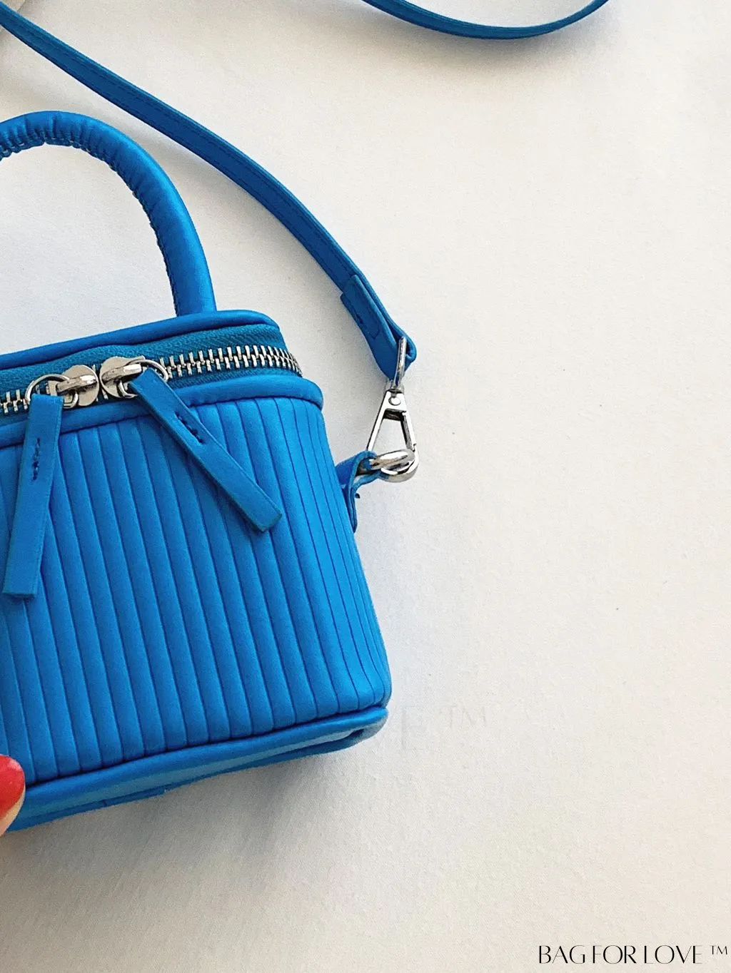 BagForLove - Compact Textured Double Zip Bucket Bag
