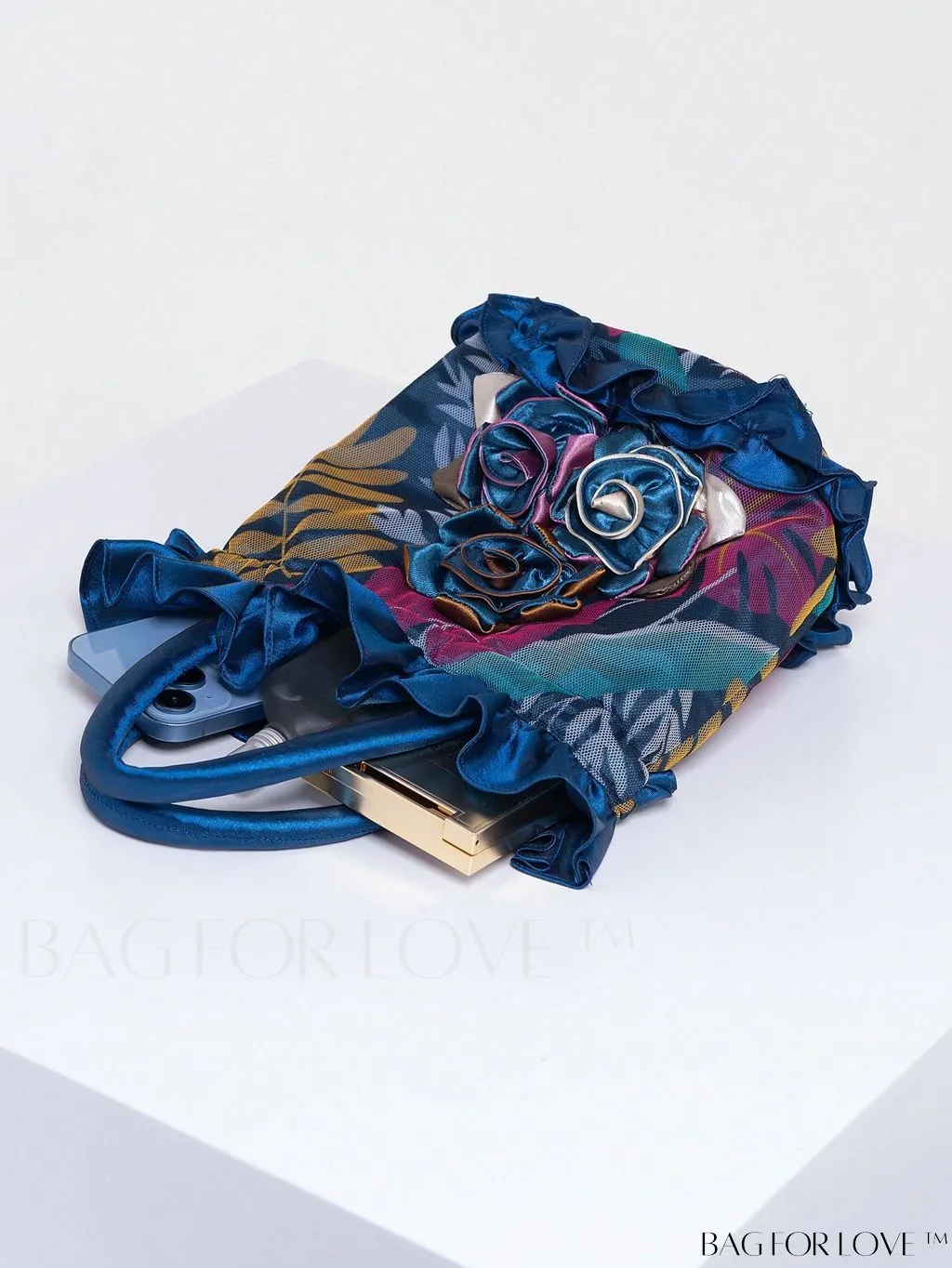 BagForLove - Floral Drawstring Handbag: Trendy, Elegant Evening & Phone Bag with Charming Bucket Design