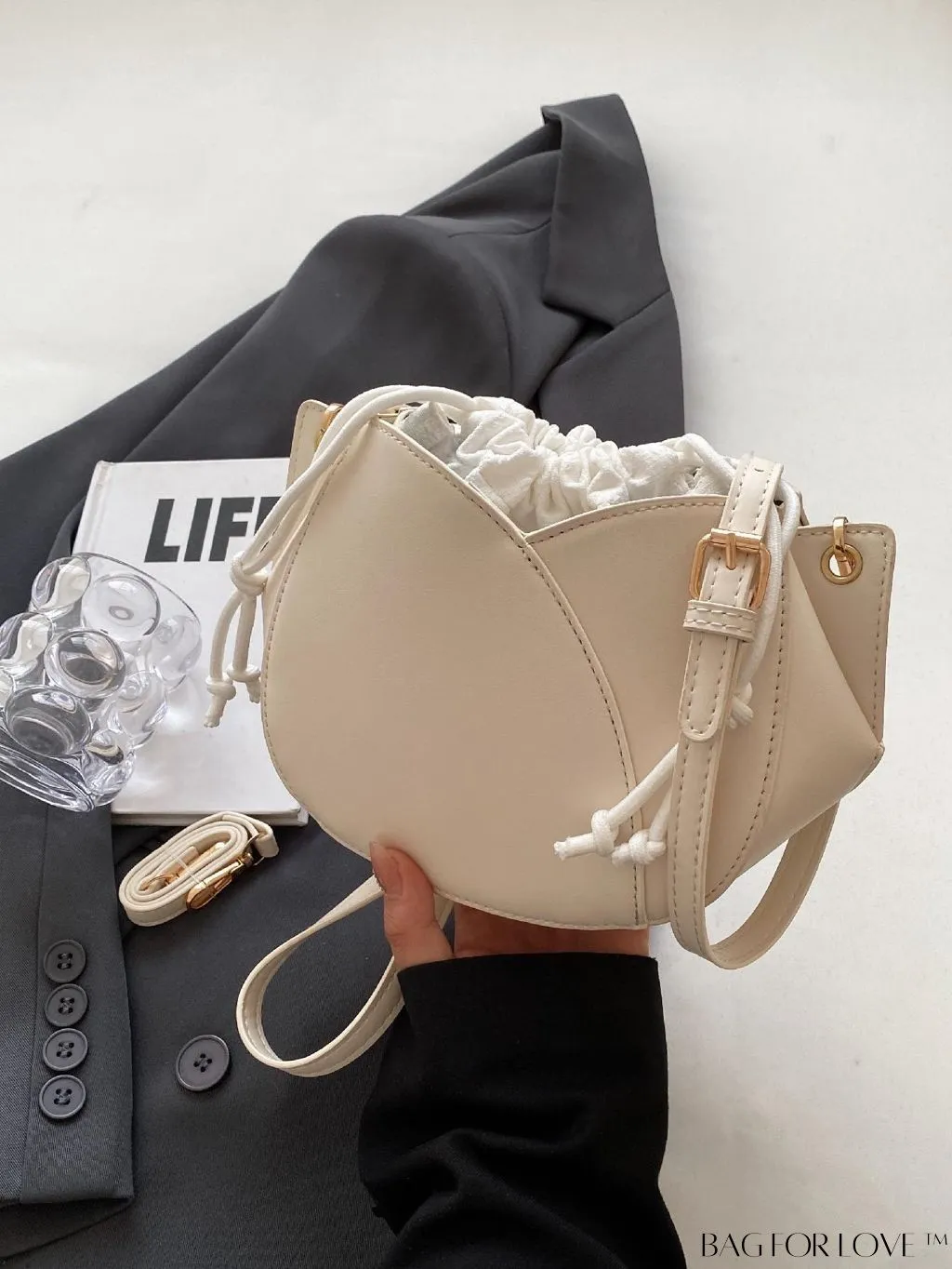 BagForLove - Pink Minimalist PU Drawstring Bucket Bag: Elegant and Functional