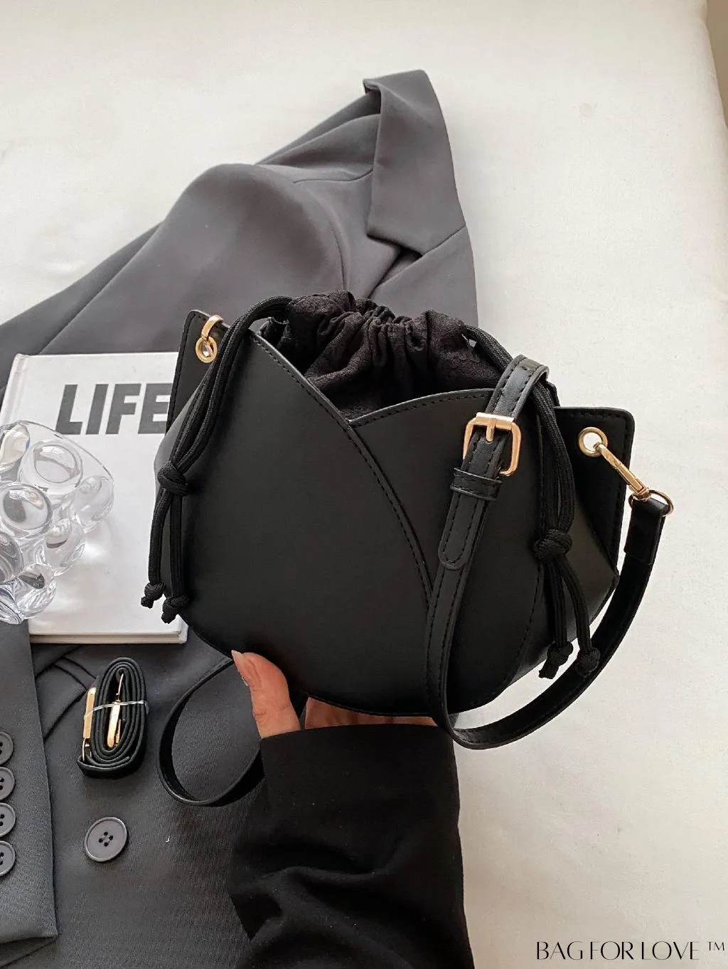 BagForLove - Pink Minimalist PU Drawstring Bucket Bag: Elegant and Functional