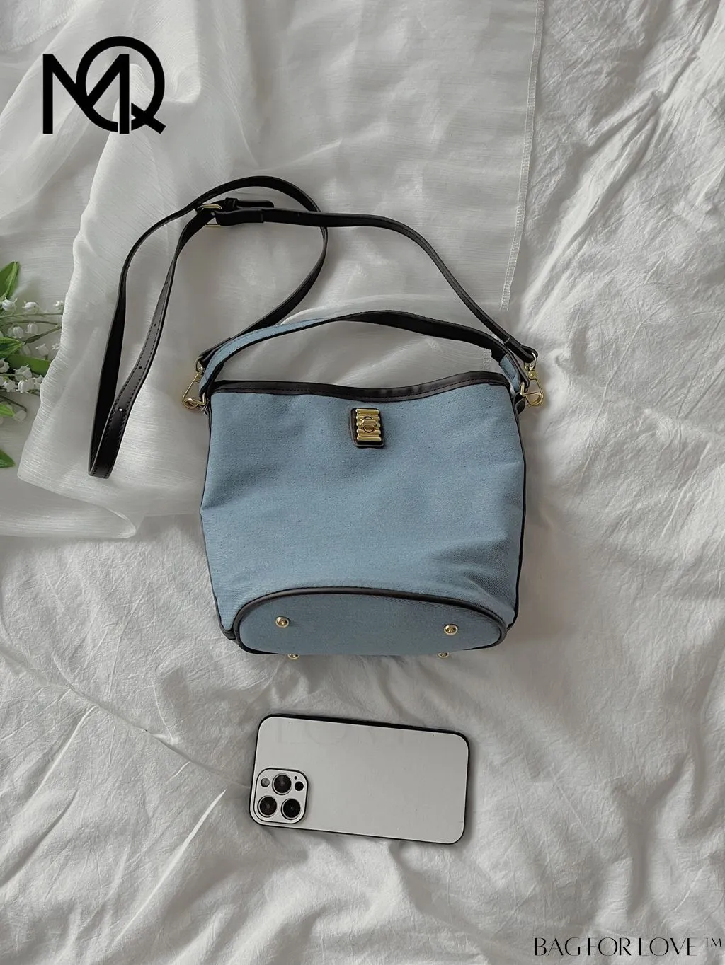 BagForLove - Stylish Adjustable Shoulder Strap Handbag Featuring Contrast Edge Design