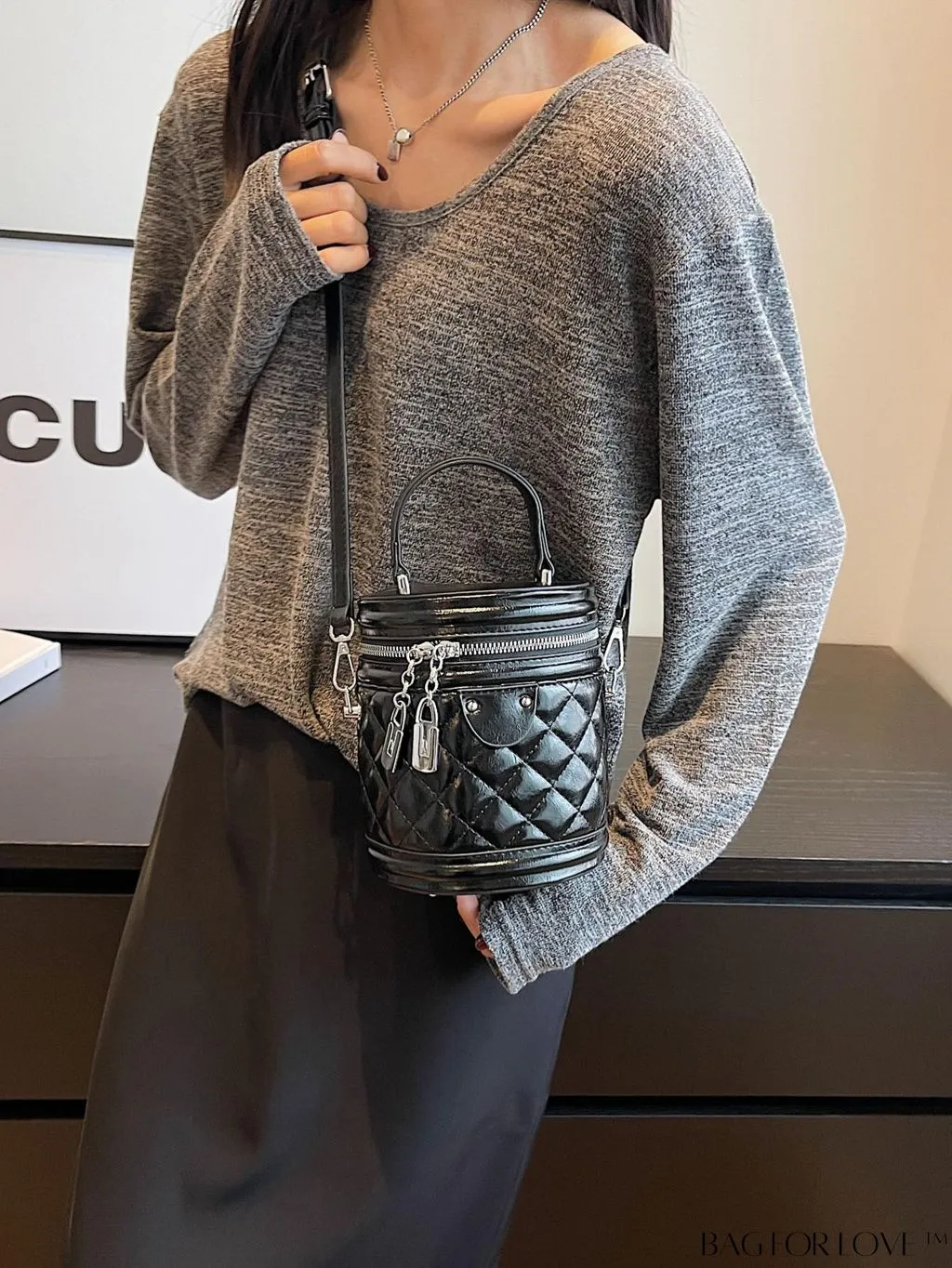 BagForLove - Stylish Black Quilted Bucket Bag with Elegant Top Handle