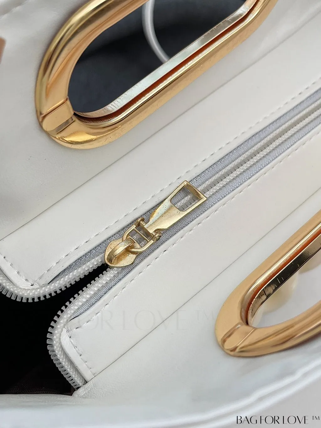 BagForLove - Stylish Chain-Adorned Shoulder Bag