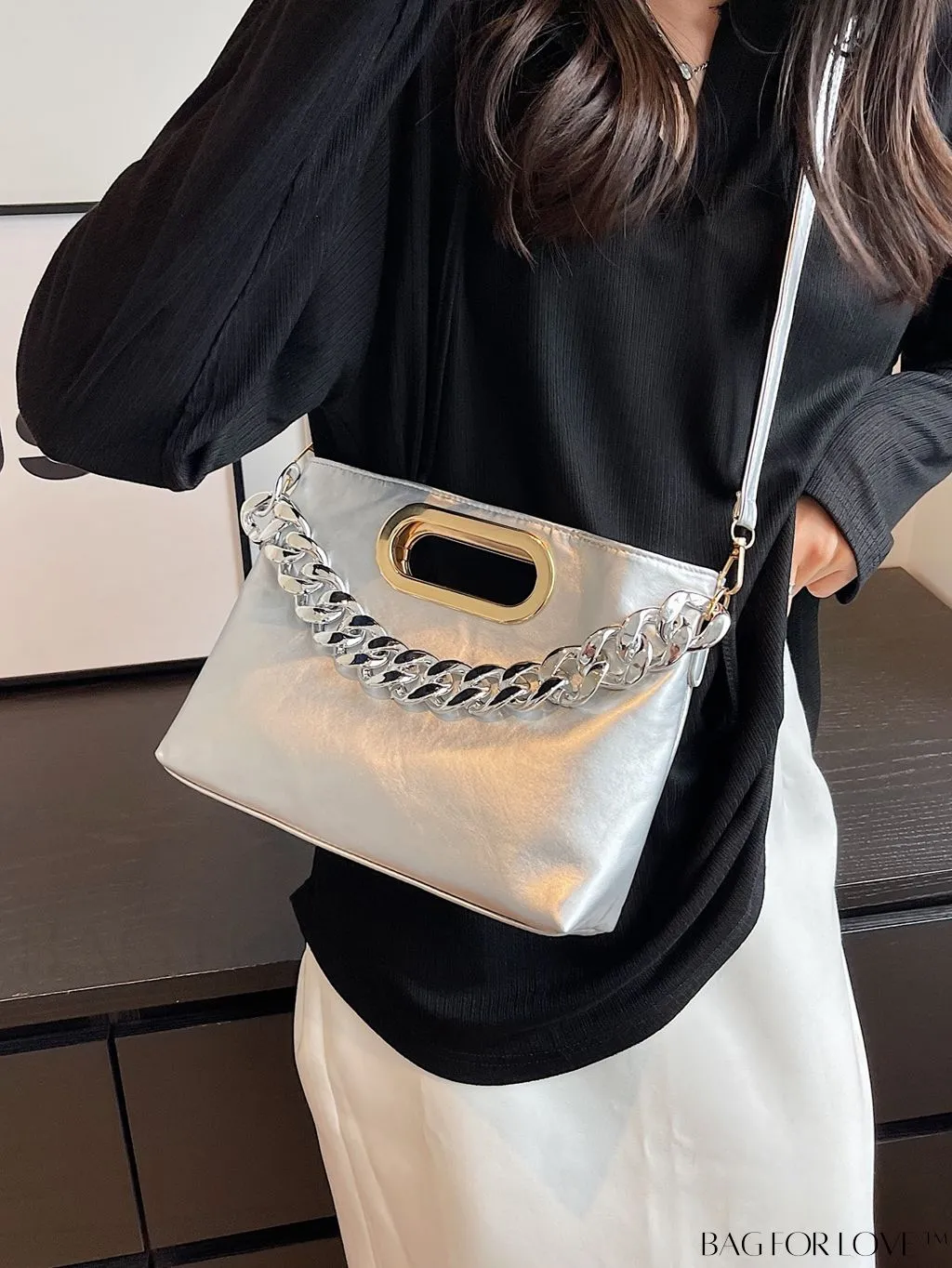 BagForLove - Stylish Chain-Adorned Shoulder Bag