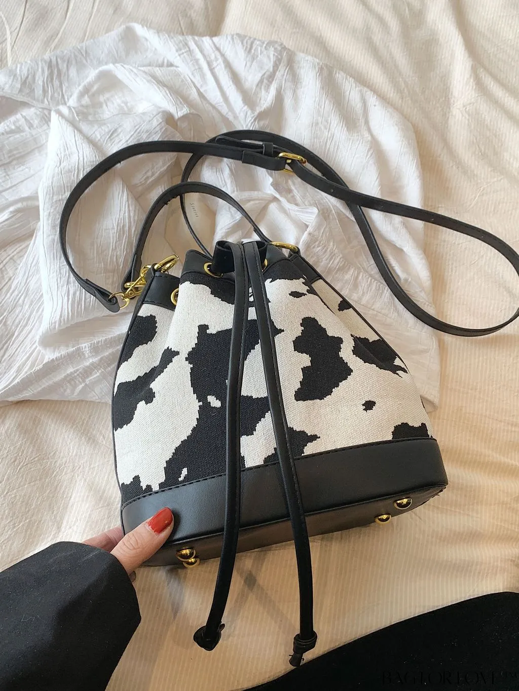 BagForLove - Stylish Cow Pattern Colorblock Bucket Bag with Drawstring - Captivating Design