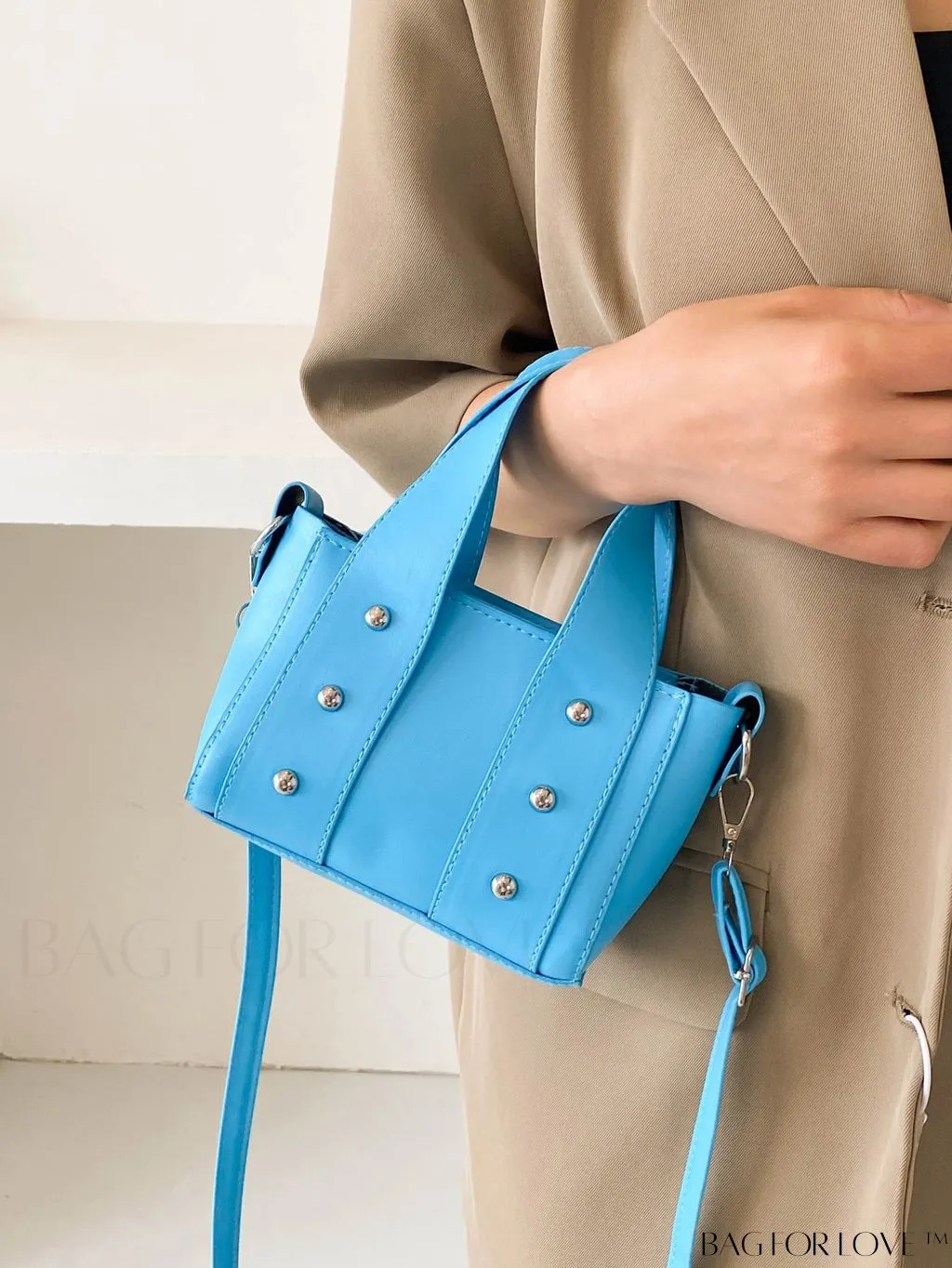 BagForLove - Stylish Rivet-Decorated PU Bucket Bag: Minimalist Design, Zipper Closure, Perfect Summer Daily Handbag