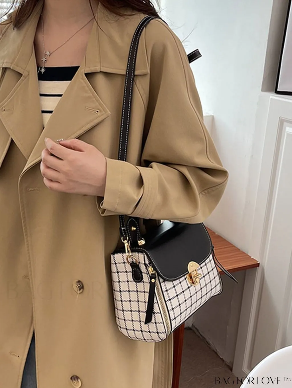 BagForLove - Versatile Plaid Crossbody Bag: Womens Timeless Bucket Bag for Work