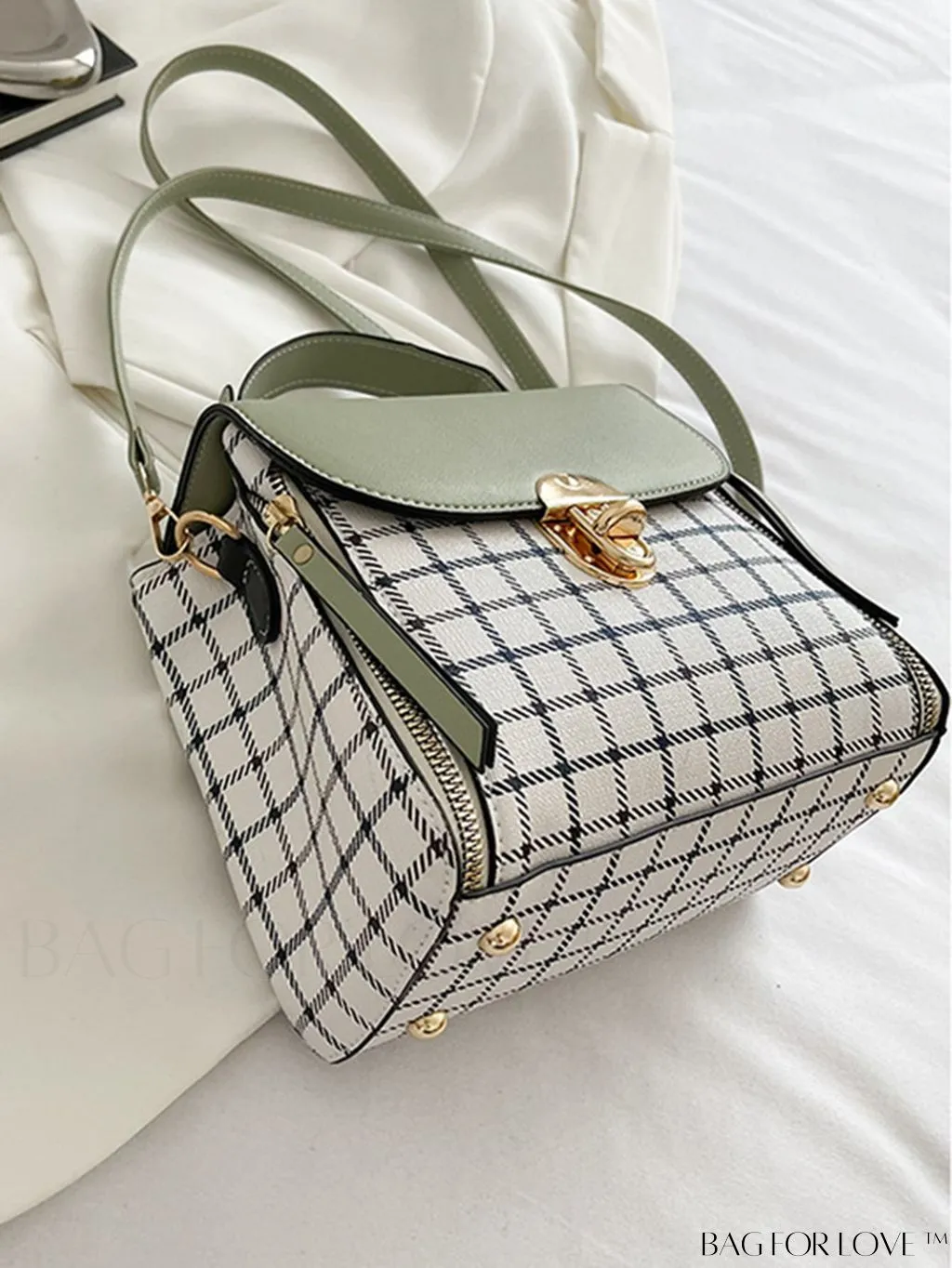 BagForLove - Versatile Plaid Crossbody Bag: Womens Timeless Bucket Bag for Work