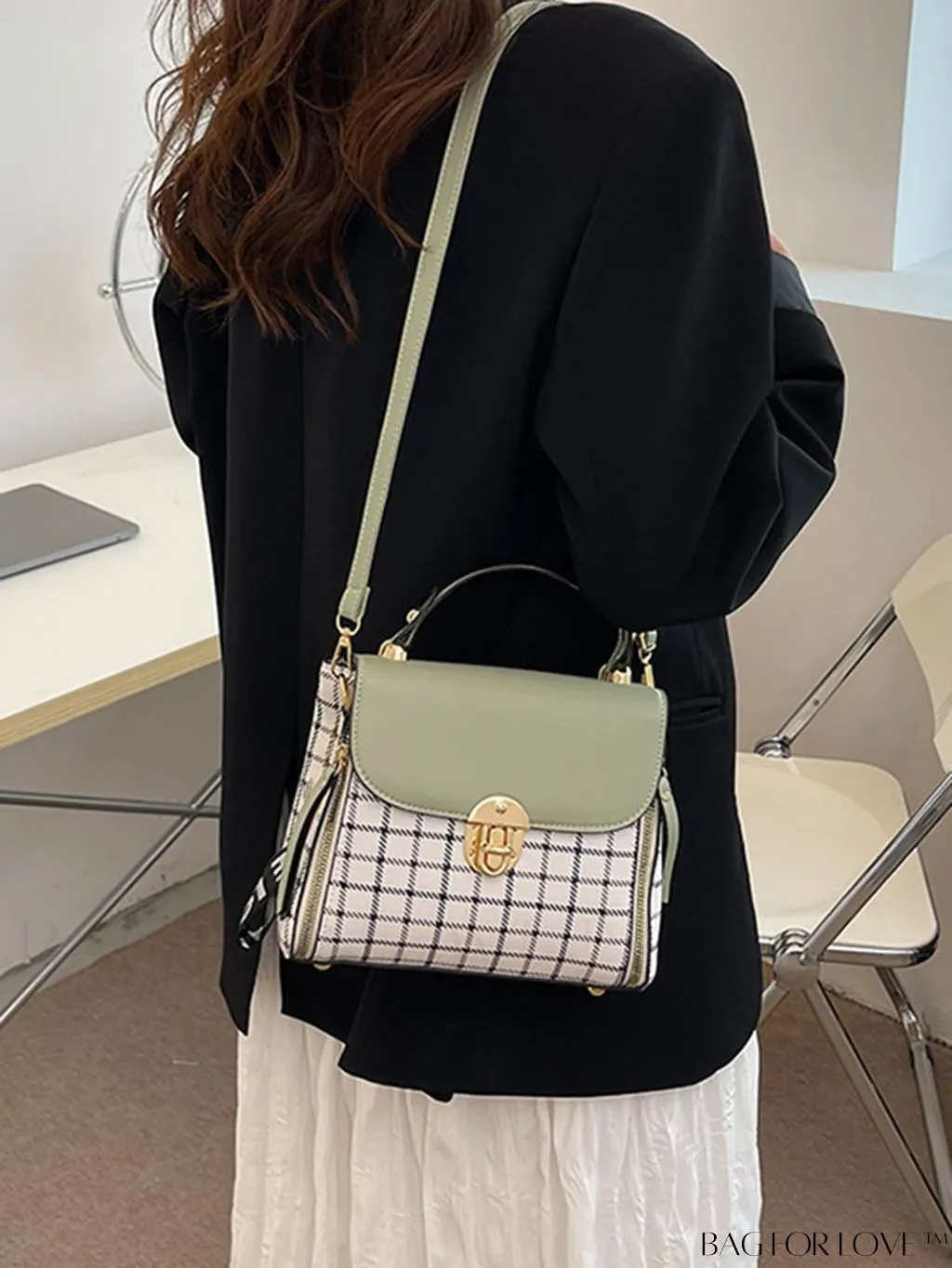 BagForLove - Versatile Plaid Crossbody Bag: Womens Timeless Bucket Bag for Work