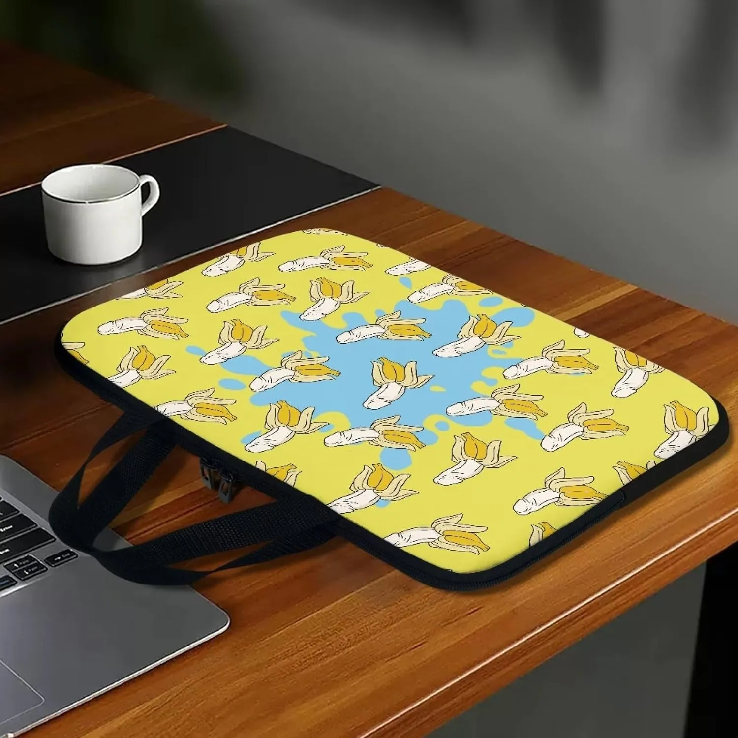 Bananas Print Laptop Tote Bags for Women Girls Laptop Work Bag with Handle 17.3Inch Large Teacher Laptop Tote Bag Cute Laptop Sleeve Case Computer Bag Notebook Bag Handbag Briefcase