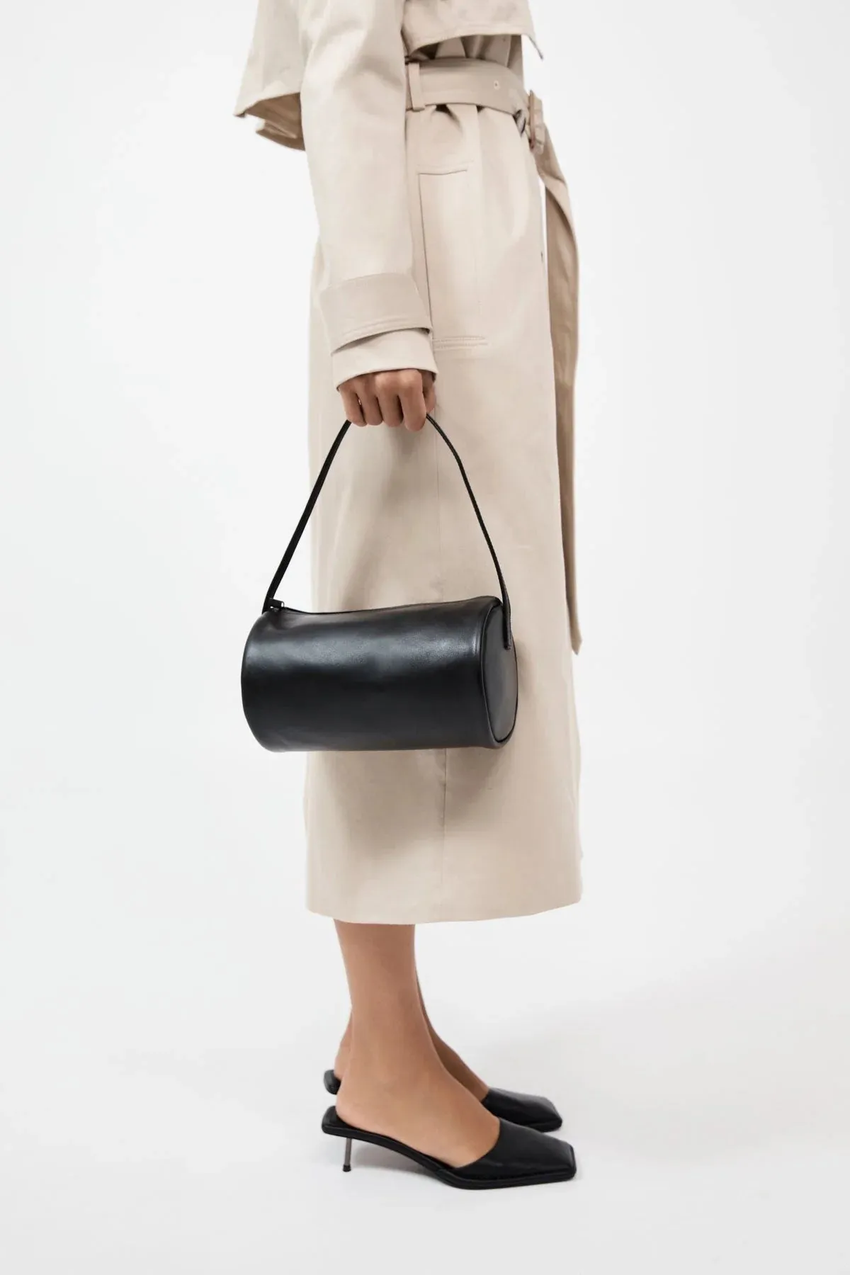 Connolo Shoulder Bag - Black