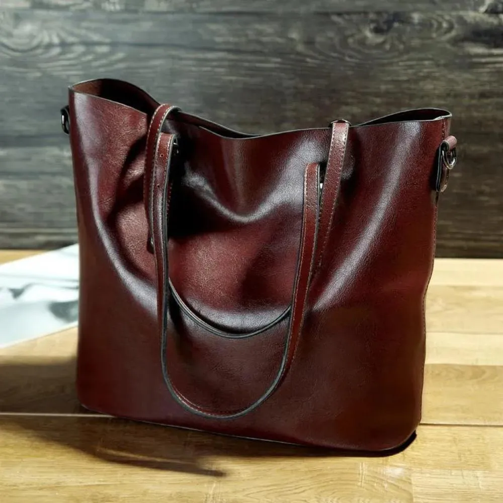 Cynthia’s Personal Favorite | Classic Shoulder Bag