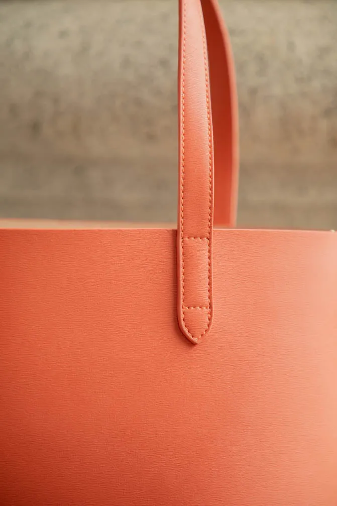 Forever Tote // Sienna Red