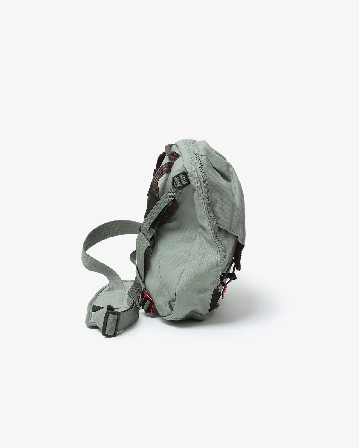 GAUT MESSENGER BAG