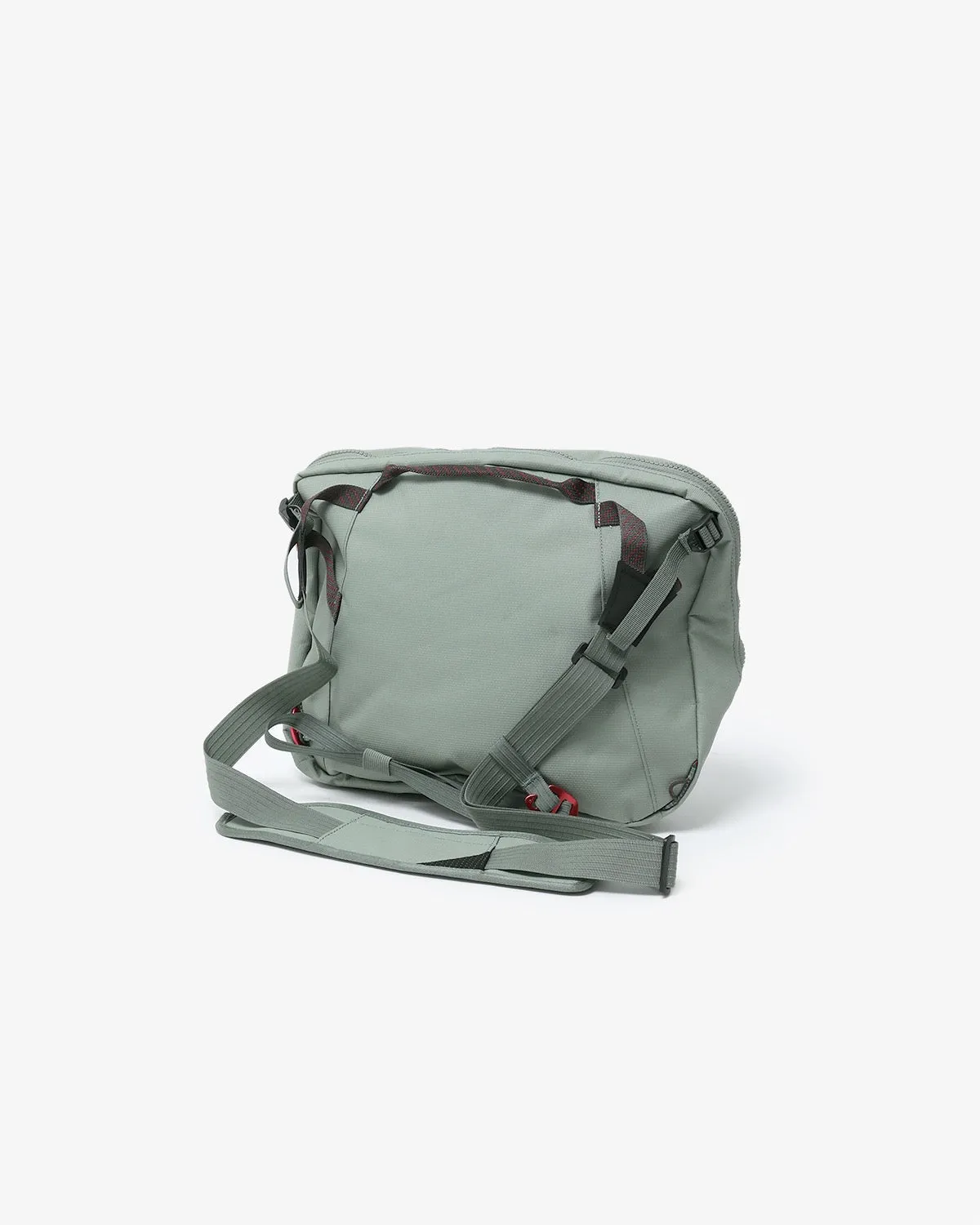 GAUT MESSENGER BAG