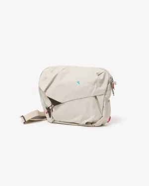 GAUT MESSENGER BAG