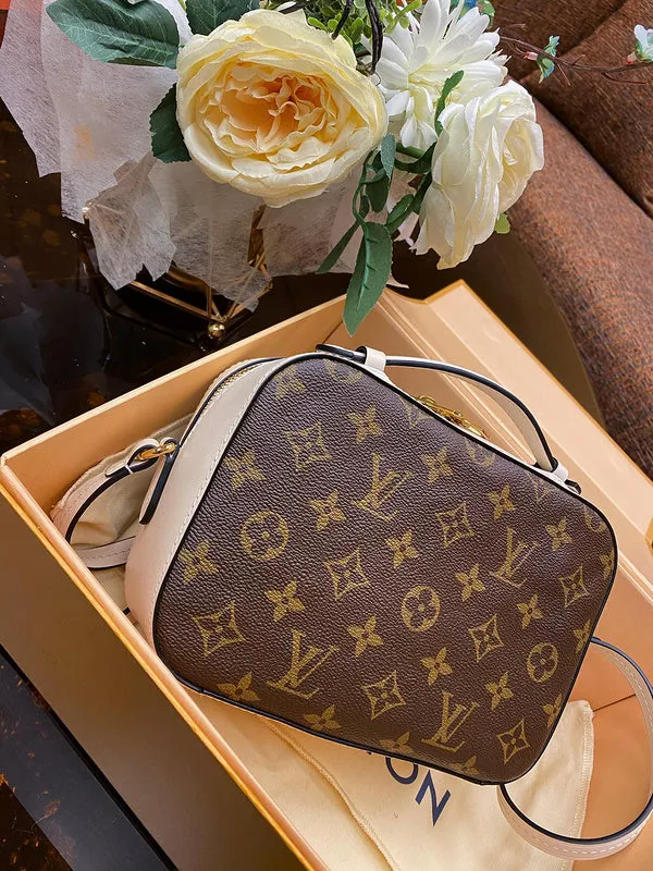 LOV2 Bags - Fashion Bags  1055