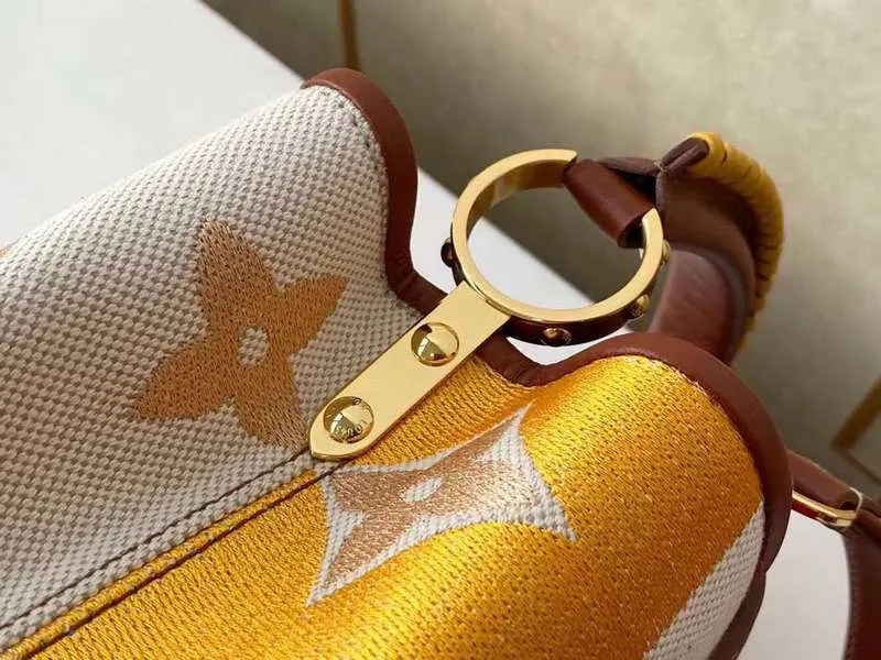 LOV2 Bags - Fashion Bags  1102