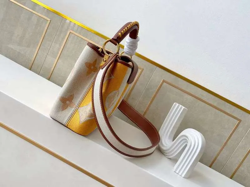LOV2 Bags - Fashion Bags  1102
