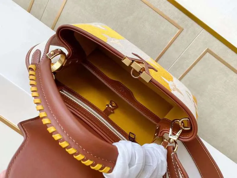 LOV2 Bags - Fashion Bags  1102