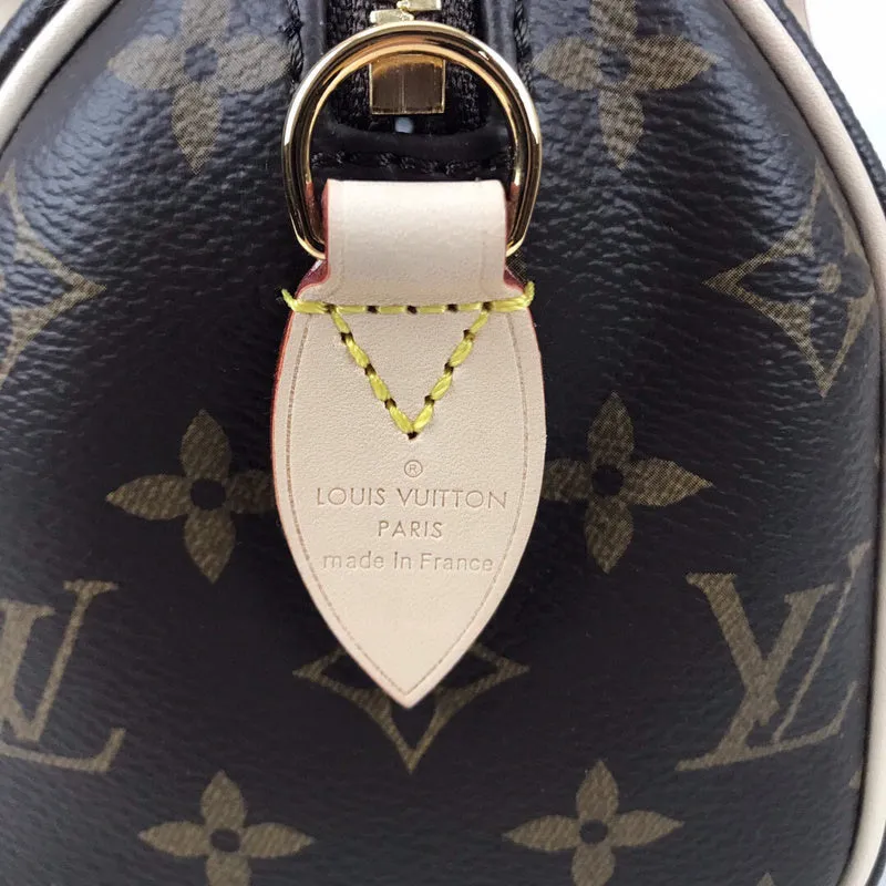 LOV2 Bags - Fashion Bags  1107