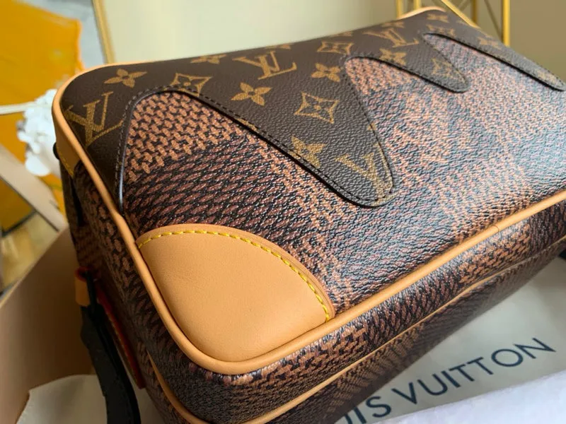 LOV2 Bags - Fashion Bags  1230