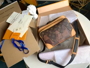 LOV2 Bags - Fashion Bags  1230