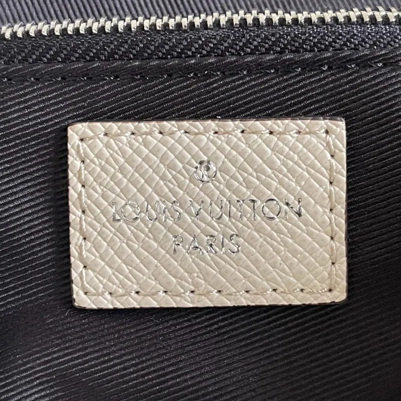 LOV2 Bags - Fashion Bags  1248