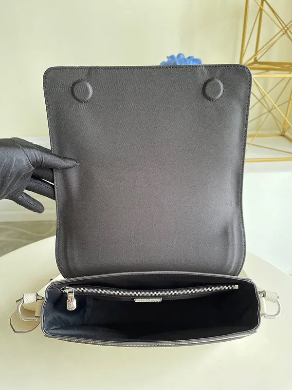 LOV2 Bags - Fashion Bags  1248