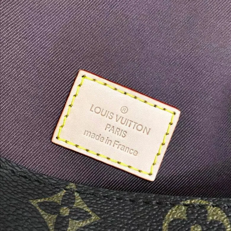 LOV2 Bags - Fashion Bags  1255