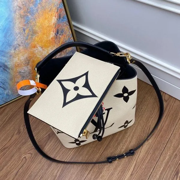 LOV2 Bags - Fashion Bags  1371