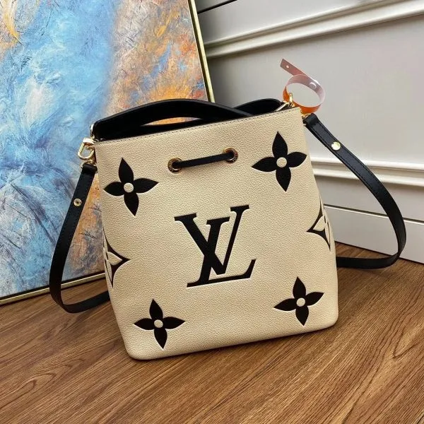 LOV2 Bags - Fashion Bags  1371
