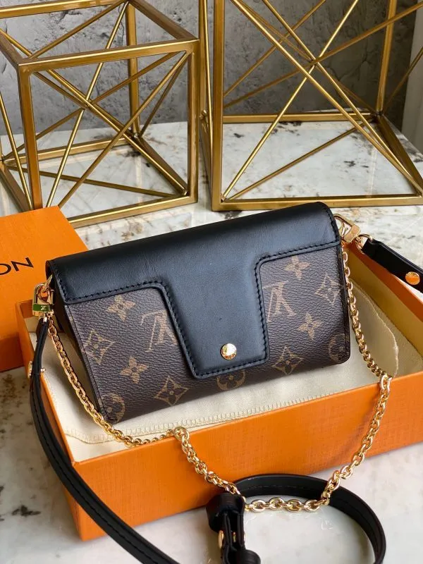 LOV2 Bags - Fashion Bags  1415