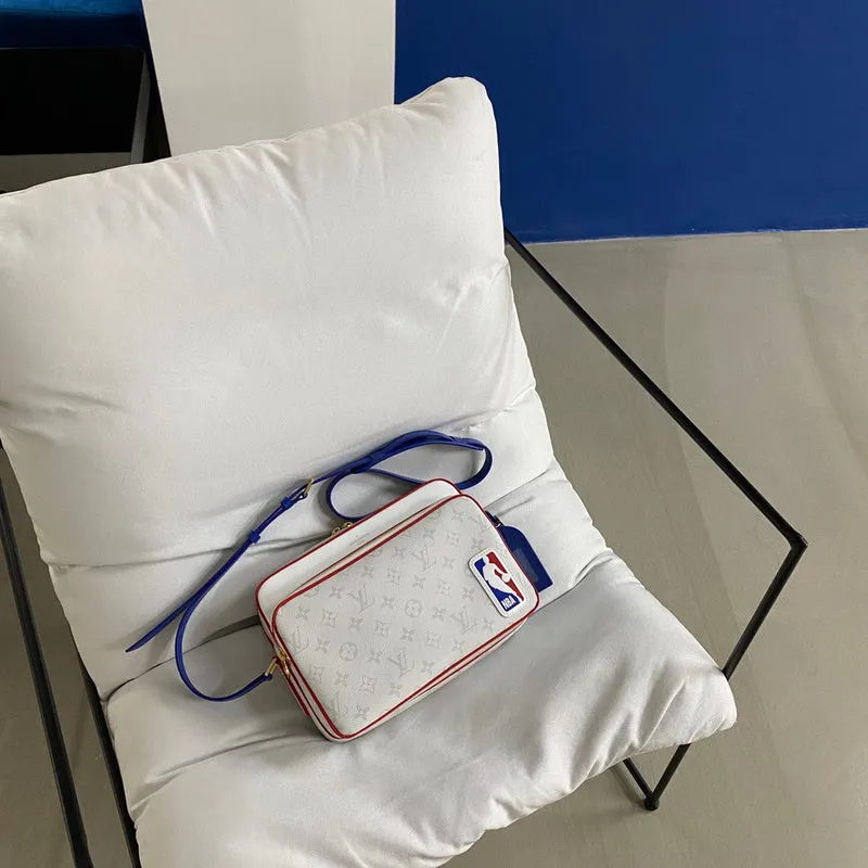 LOV2 Bags - Fashion Bags  1537