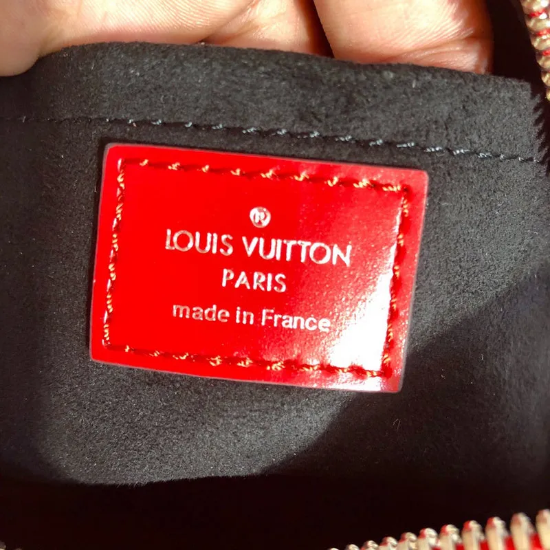 LOV2 Bags - Fashion Bags  1904