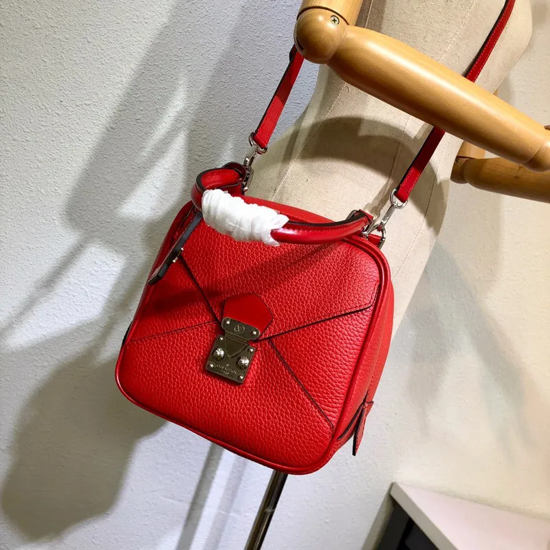 LOV2 Bags - Fashion Bags  1904