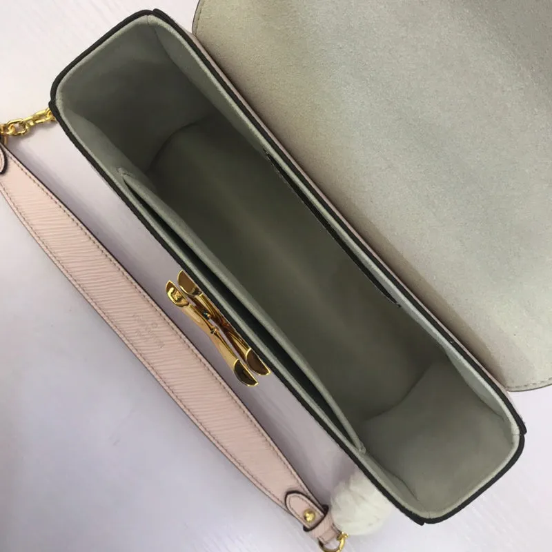 LOV2 Bags - Fashion Bags  2046