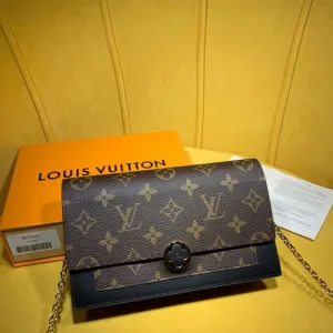 LOV2 Bags - Fashion Bags  2194