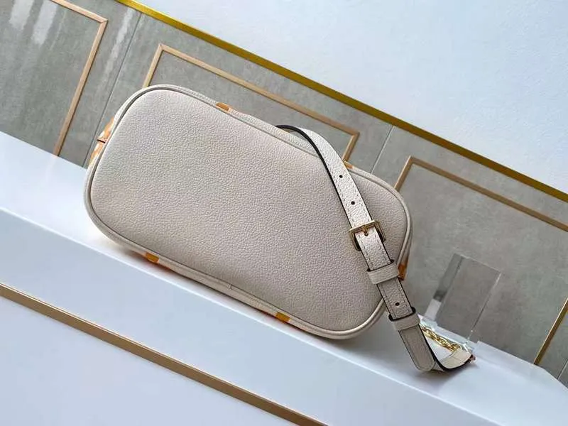 LOV2 Bags - Fashion Bags  2527