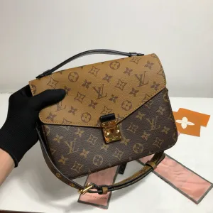 LOV2 Bags - Fashion Bags  2637