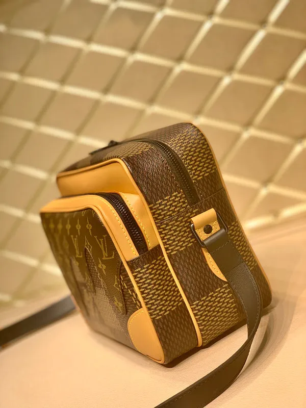 LOV2 Bags - Fashion Bags  2650