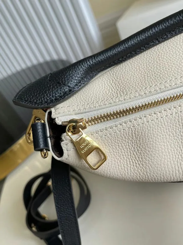 LOV2 Bags - Fashion Bags  933