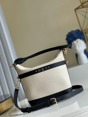 LOV2 Bags - Fashion Bags  933