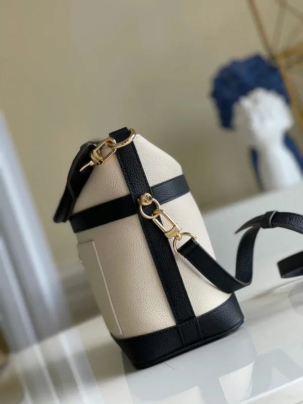 LOV2 Bags - Fashion Bags  933